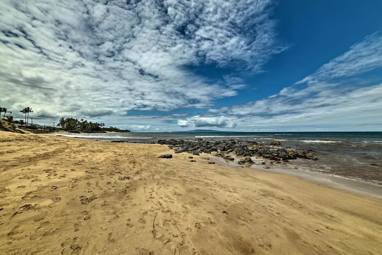 Kihei Oceanside Escape With Balcony - Steps To Beach 0*,