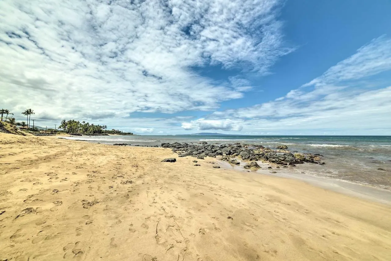 Apartment Kihei Oceanside Escape With Balcony - Steps To Beach