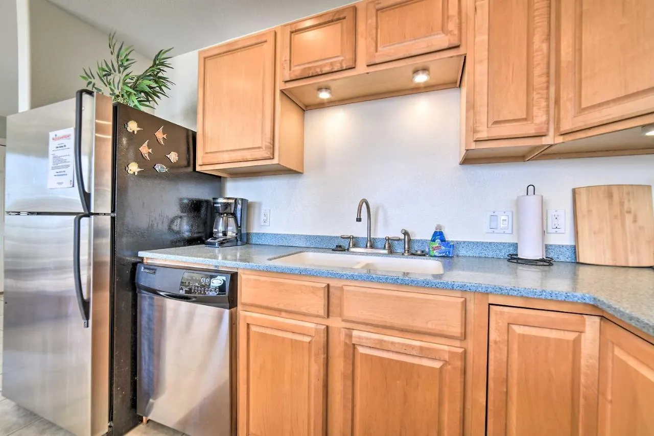 Kihei Oceanside Escape With Balcony - Steps To Beach